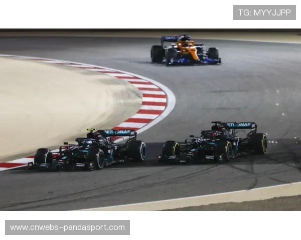 梅赛德斯车队内部动态受关注,拉塞尔频繁要求队友让车引热议 梅赛德斯车队内部动态受关注,拉塞尔频繁要求队友让车引热议